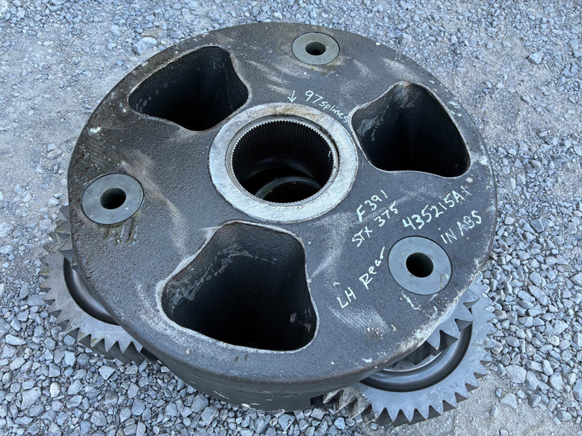 Case/case I.H. STX375 Rear Axle Carrier Assy
