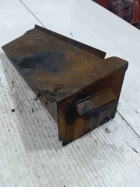 AT514207 Cover-battery Box LH, John Deere, Used