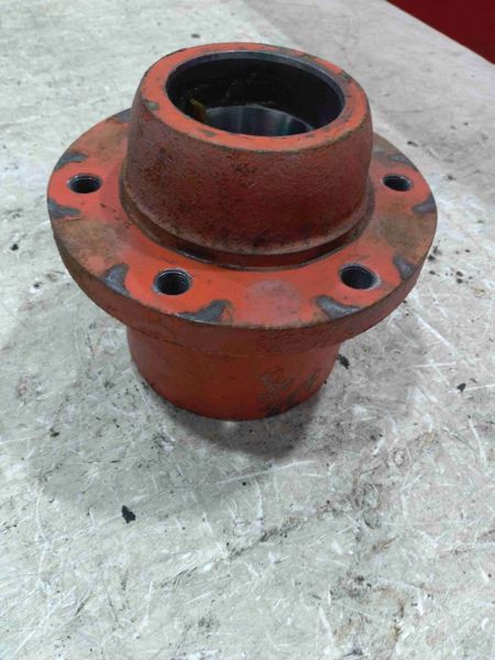 Case 1070 Hub-frt Wheel 6-BOLT