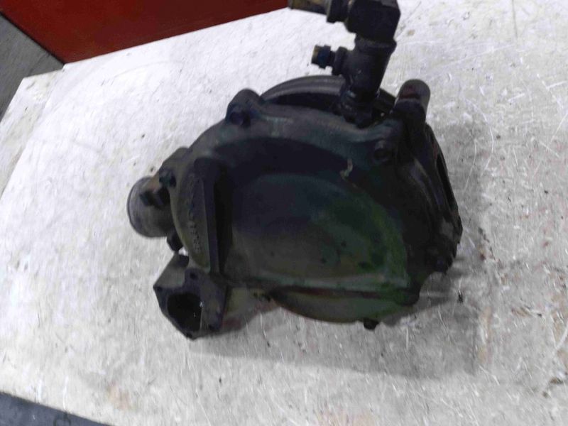 Deere 8640 Pump-water Used