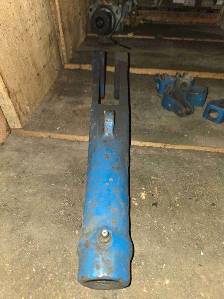 Ford 5600, 6600, 7600, 7000, 5700, 6700, 7700, 5000 Fork-hydraulic Lift Link