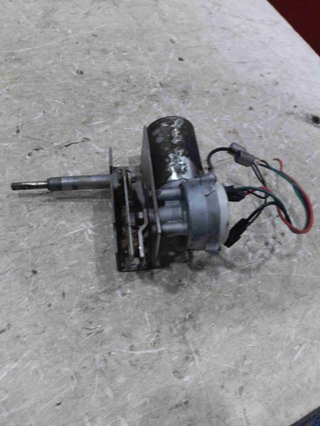 Deere 8640 Motor Assy-wiper   RH