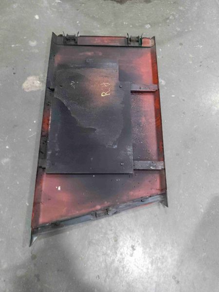I.H./FARMALL 5288 Panel-side Rear Center RH
