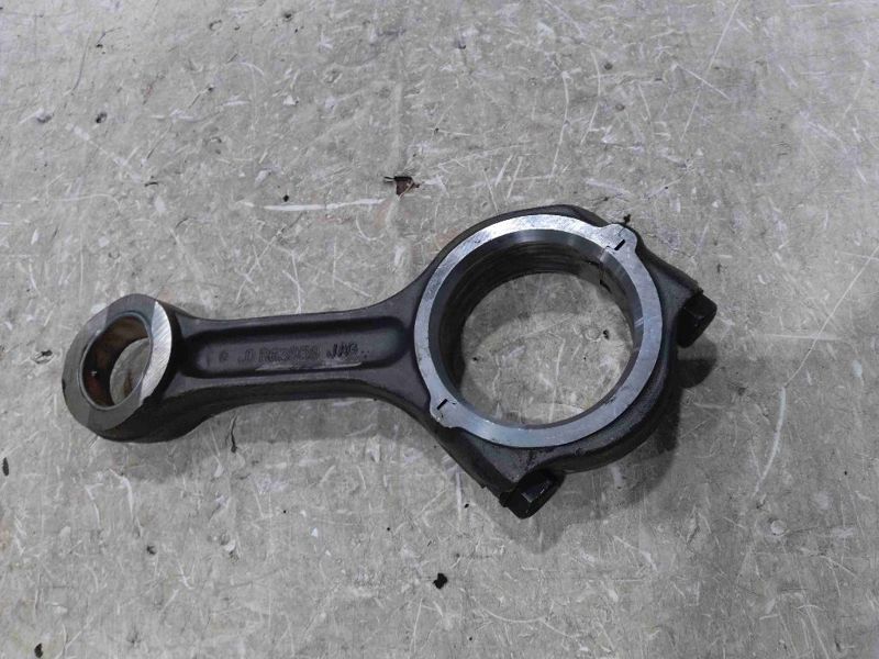 Deere 8640 ROD-C0NNECTING