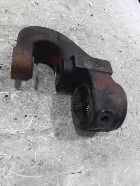 I.H./FARMALL 5288 Arm-rh Crank