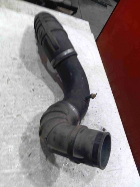 Deere 8640 Hose-outlet