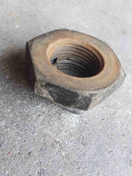 Case/case I.H. CX90 Lock Nut