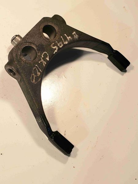 Case/case I.H. CX100 Shift Fork