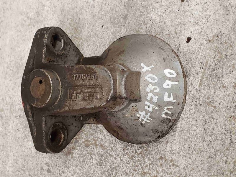 Massey Ferguson 90/SUPER Header, Oil Filter
