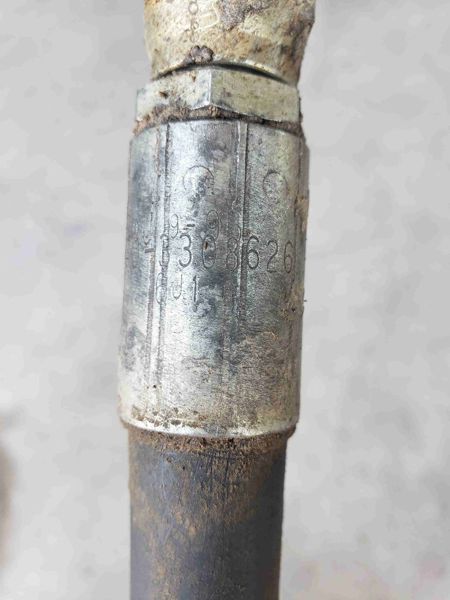 White 2-135 Hose - Remote Valve TO Coupling - 17" Long