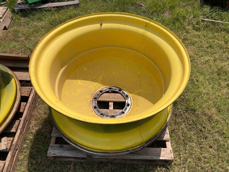 Deere  Rim, Inner, 18X42, Dual 10 Bolt, 13.18" BC 11.09 P