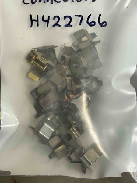 Case/case I.H.  Clip, Spring
