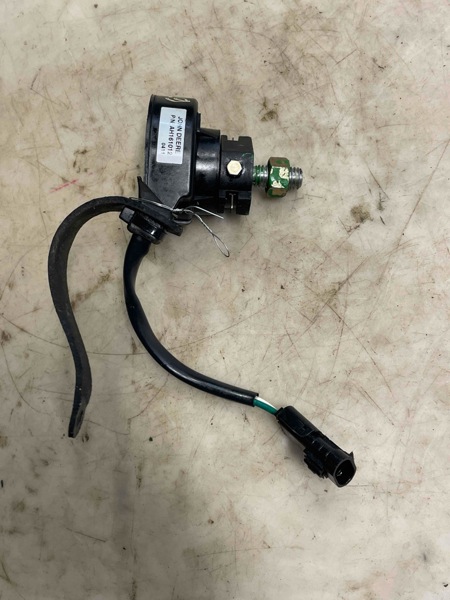 Deere 9660 Sts Carbon Brush Holder