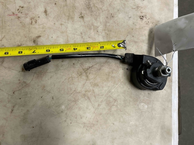 Deere 9600 Brush Holder
