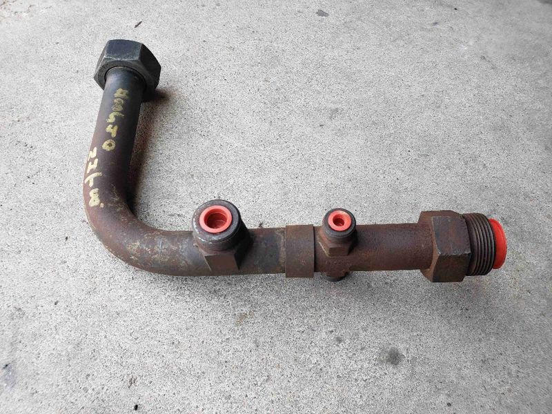 New Holland T8.275 Hyd. Tube Auxillary Manifold Return