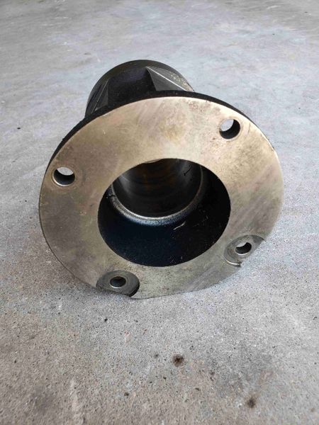 New Holland T8.275 Bearing Cage
