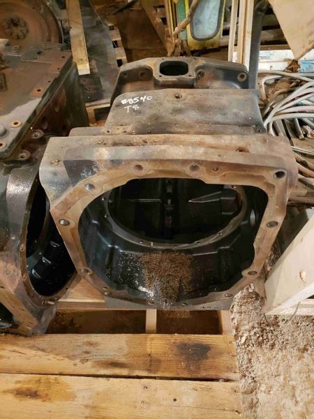 New Holland T8.275 Speed Transmission Housing