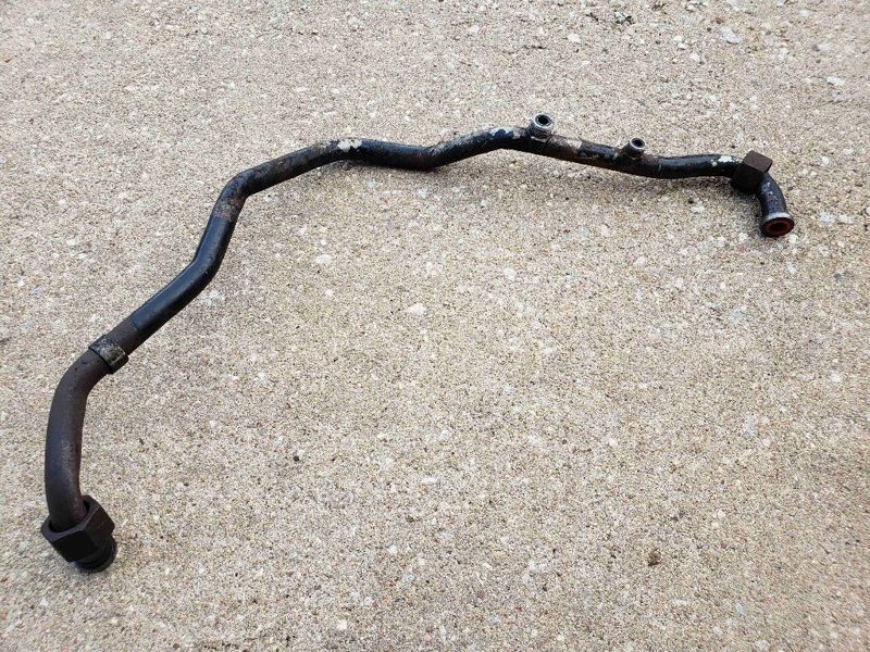 New Holland T8.360 Hyd. Tube, Master Clutch Lube