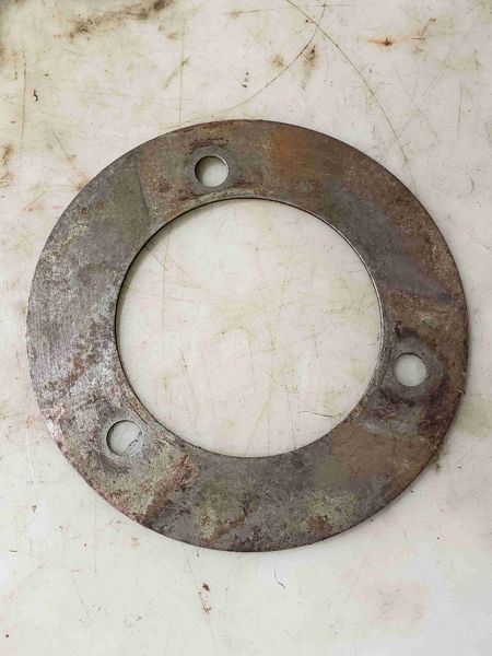 Case/case I.H.  Plate, Vibration Damper, 3 Hole