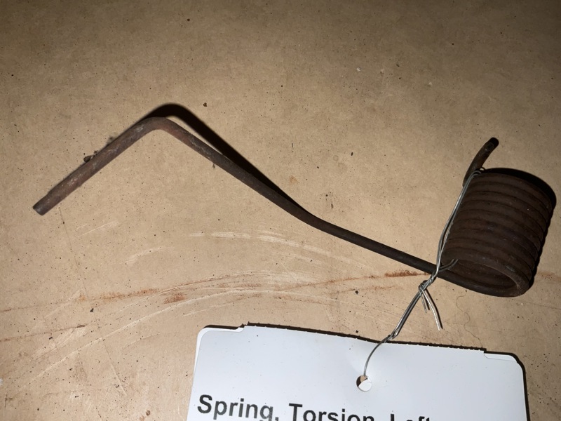 Hesston 945 Spring, Torsion, Left