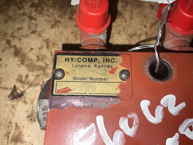 Hesston 550 Valve - Ejector, Complete