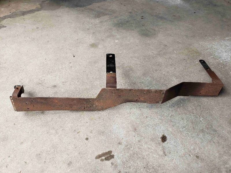 New Holland T8.275 Bracket, Chassis Harness Support