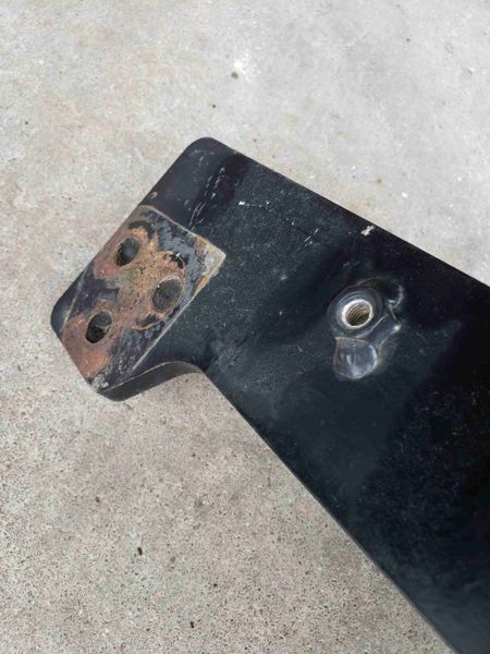 New Holland T8.275 Bracket Rear, Upper Ladder