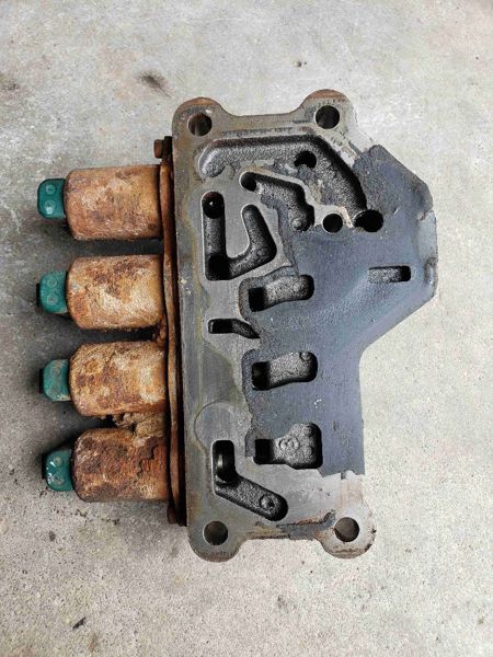 New Holland T8.275 Valve, Trans. Control Mfd, Pwm, Range