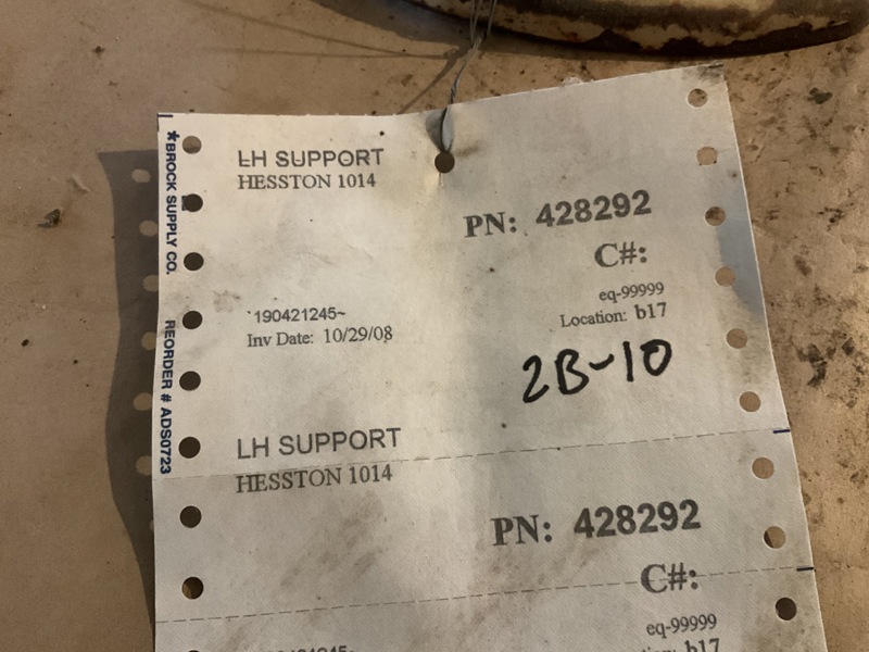 Hesston 1014 LH Support, Reel