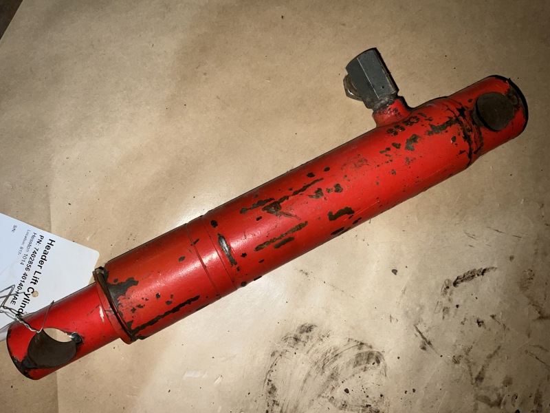 Hesston 1014 Header Lift Cylinder