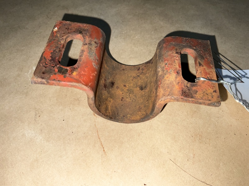 Hesston 4600 Twine Mounting Strap