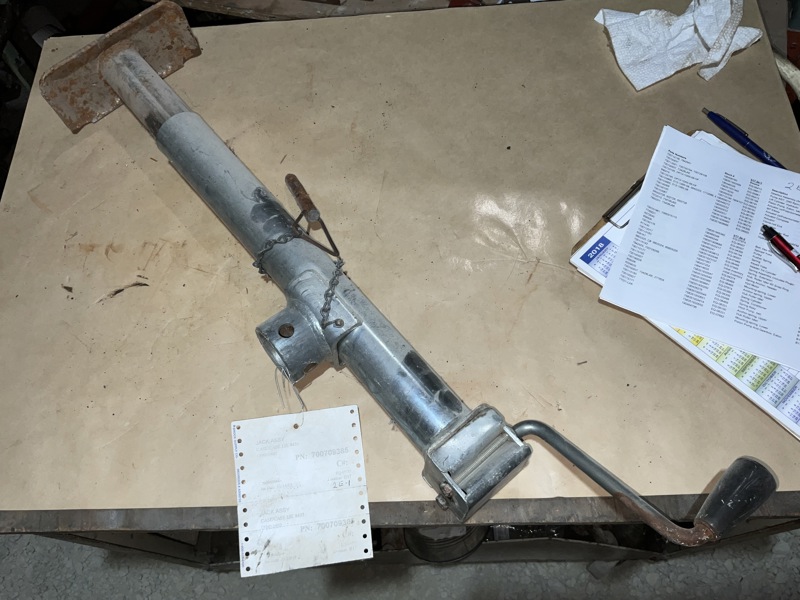 Case/case I.H. 8435 Jack Assy