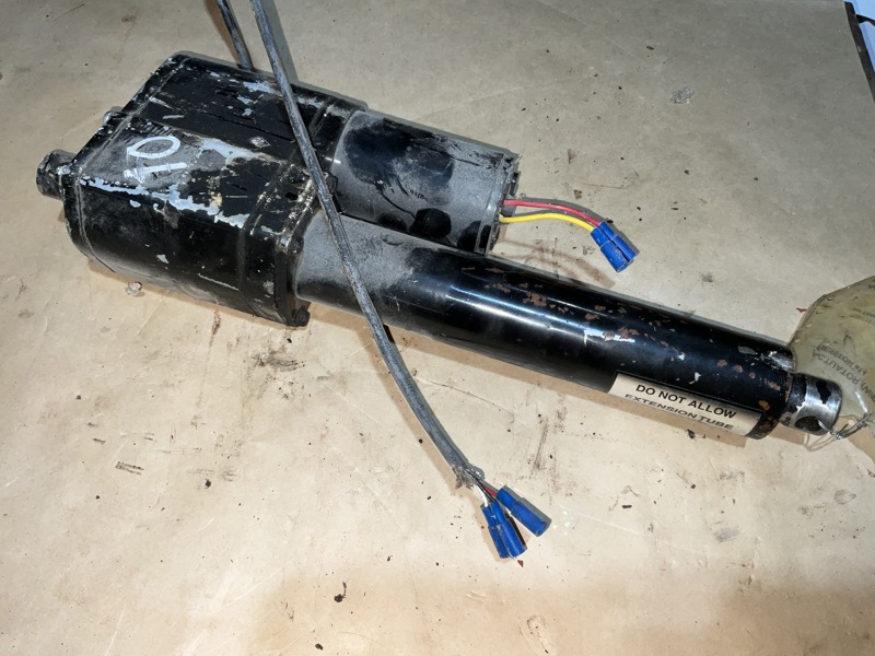 Hesston 814 Actuator (w/Potentiometer)
