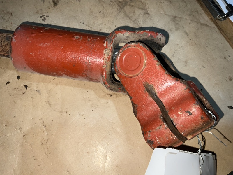 Hesston 1160, 8370 Driveshaft, Top Crimper