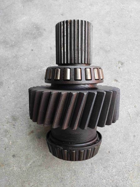 New Holland T8.360 Gear Drop Box Input