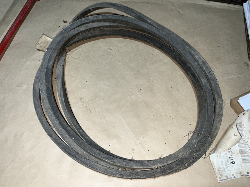 I.H./FARMALL 201 Roller Drive
