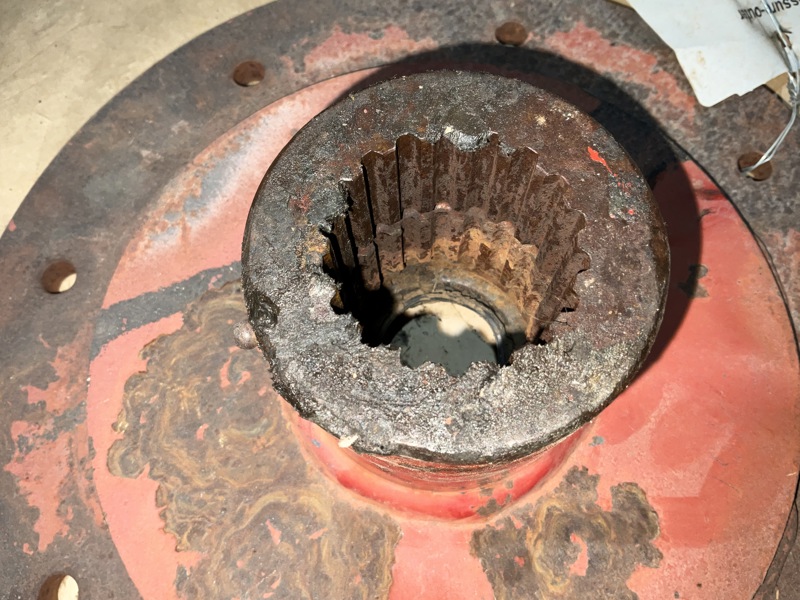 Case/case I.H. 8460 Plate, Pressure-outer W/Spline