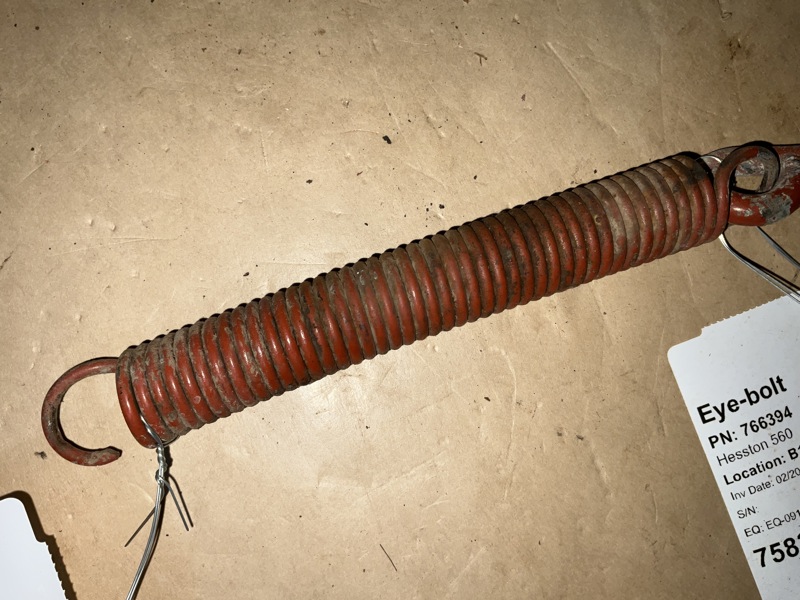 Hesston 560 Spring