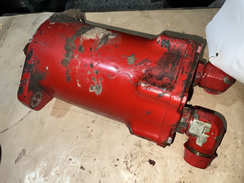 Ford/Nholland 1475, 499, 116 Piston Pump, Eaton