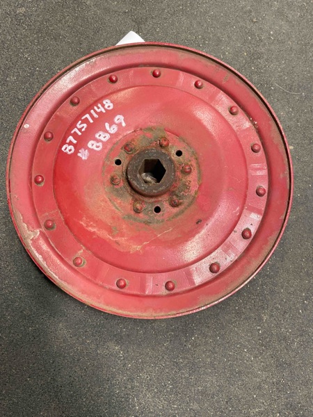 Case/case I.H. 2588 Axial-flow Pulley, Straw Spreader Drive, 10 Inch