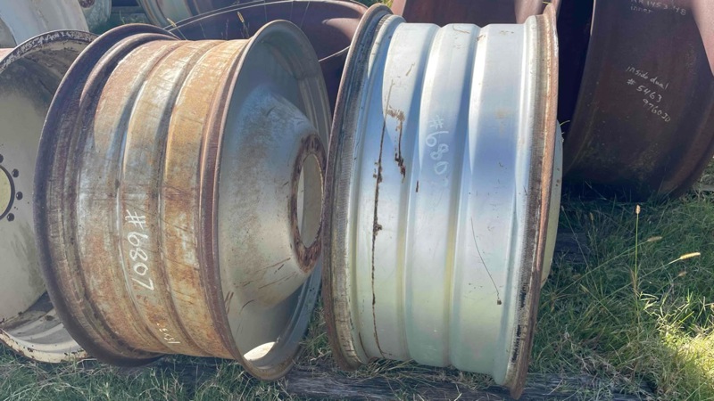 Case/case I.H. 2290 Rim, 16X38 10 Bolt 4 Spoke Formed Plate 10.50" Out