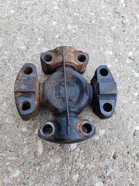 Case/case I.H. MX270 Spider, U-joint