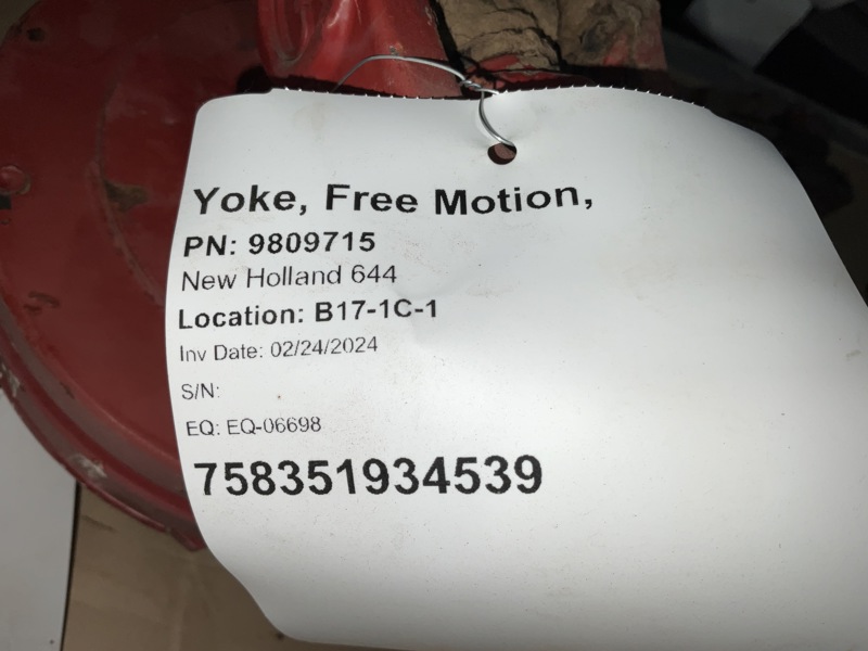 New Holland 644, 648, 650, 654, 658, 660, 664, 688 Yoke, Free Motion,