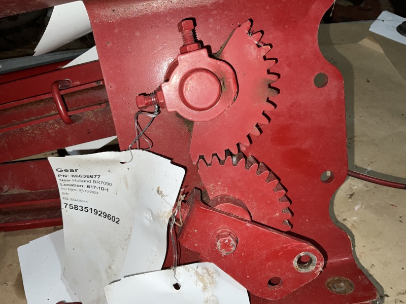 New Holland BR7090 Gear, Twine Arm Pivot