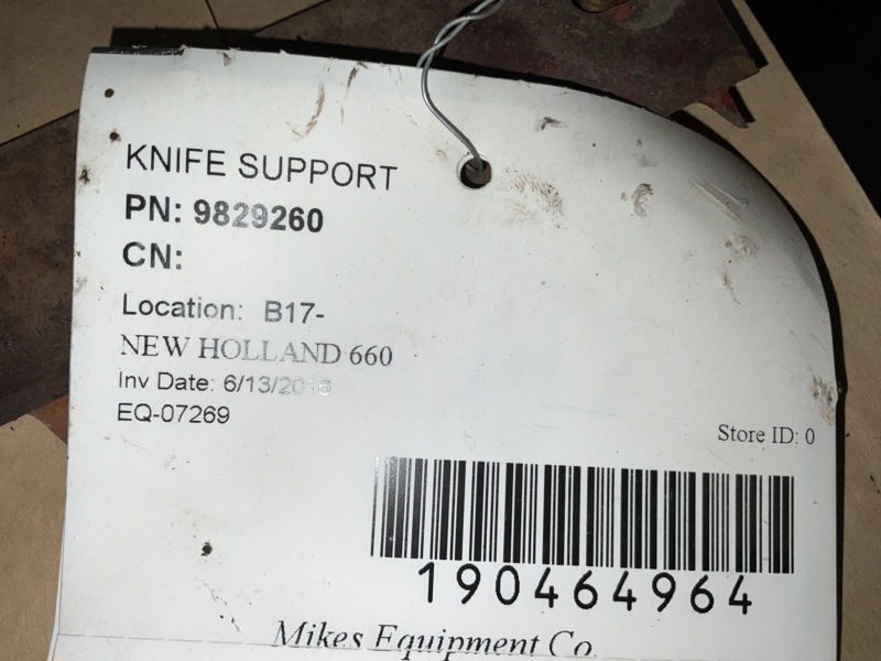 New Holland 660, 664, 678, 688 Knife Support