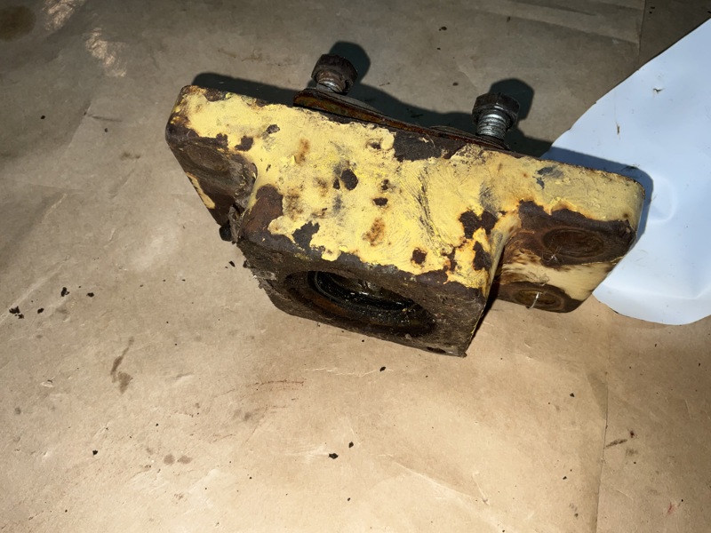New Holland 1100, 1112, 1114, 1118, 116, 1475 Housing