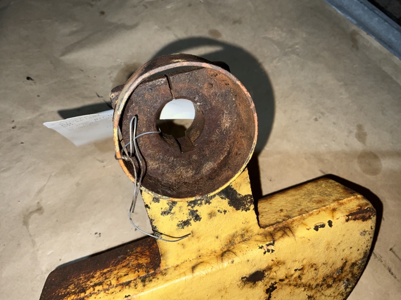New Holland 640, 650, 848, 853 Stuffer Counterweight