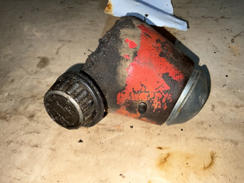 New Holland 114 14FT Sickle Drive Yoke