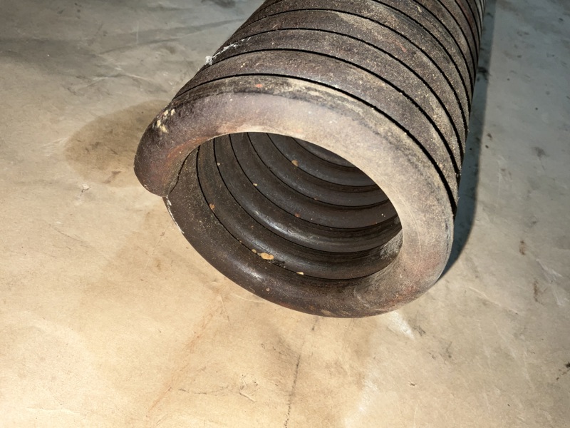 Ford/Nholland 851 Spring Outer