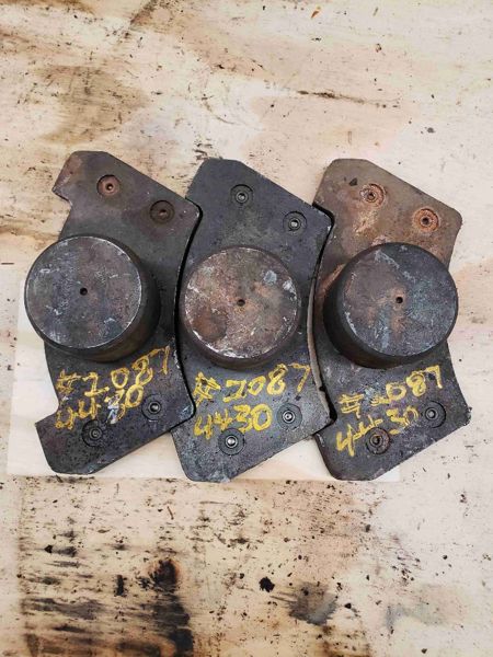 Deere 4430 Brake Pad & Piston